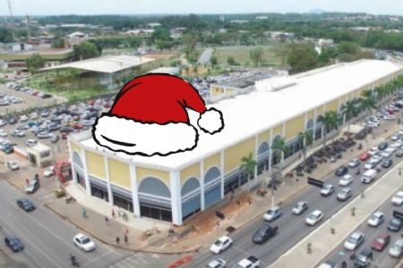 Natal movimenta vendas no Shopping Popular