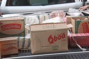 Hospital de C�ncer de MT recebe parte de doa��o de alimentos do Shopping Popular