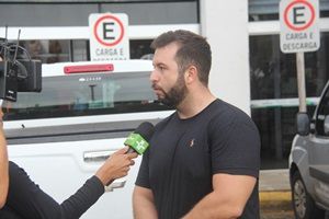 Hospital de C�ncer de MT recebe parte de doa��o de alimentos do Shopping Popular