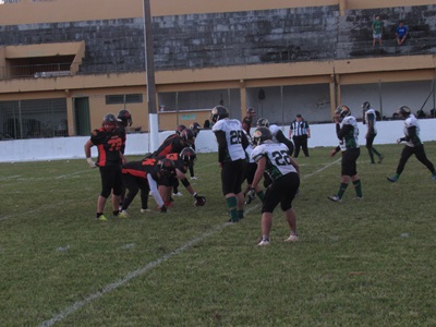 Cuiab� Arsenal estreia com vit�ria no campeonato estadual de Futebol Americano