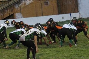 Cuiab� Arsenal estreia com vit�ria no campeonato estadual de Futebol Americano