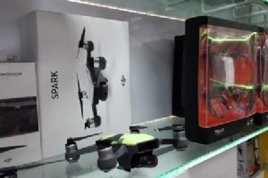 Drones, ganham consumidores no Shopping Popular