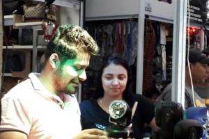 Fim de ano se aproxima, decora��o natalina est� sendo comercializado no Shopping Popular