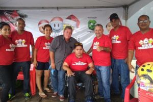 O Shopping Popular recebeu o Ped�gio da Solidariedade do Grupo Gazeta