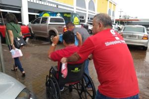 O Shopping Popular recebeu o Ped�gio da Solidariedade do Grupo Gazeta