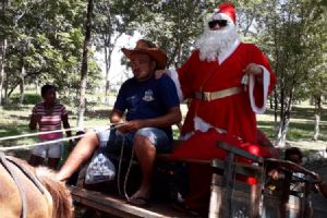 Doa��o, alegria e muitas brincadeiras defini manh� de domingo em Altos do Leverger