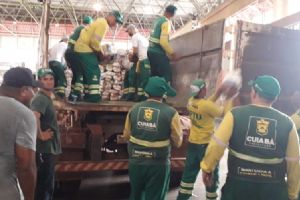 Cerim�nia de entrega de cestas da campanha Natal sem Fome