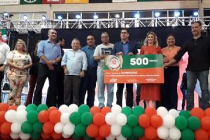 Cerim�nia de entrega de cestas da campanha Natal sem Fome