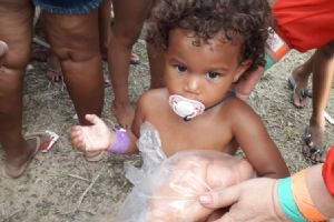 30 toneladas de donativos foram distribu�dos para mais de 600 fam�lias que n�o tinham esperan�a nesse Natal