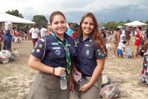 30 toneladas de donativos foram distribu�dos para mais de 600 fam�lias que n�o tinham esperan�a nesse Natal