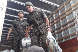 30 toneladas de donativos foram distribu�dos para mais de 600 fam�lias que n�o tinham esperan�a nesse Natal