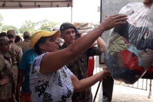 30 toneladas de donativos foram distribu�dos para mais de 600 fam�lias que n�o tinham esperan�a nesse Natal