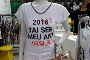 Camisetas com frases inspiradoras, o Shopping Popular te inspira
