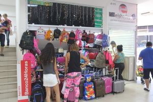Vai viajar? No Shopping Popular voc� encontra a mala ideal para suas f�rias