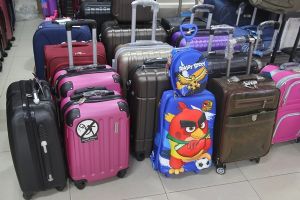 Vai viajar? No Shopping Popular voc� encontra a mala ideal para suas f�rias