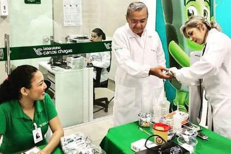 Laborat�rio Carlos Chagas abre consult�rio no Shopping Popular
