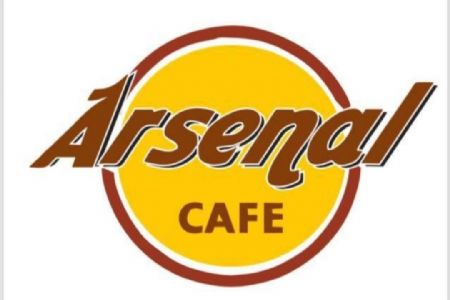 Hamb�rguer artesanal � novidade e atrai clientes no Shopping Popular