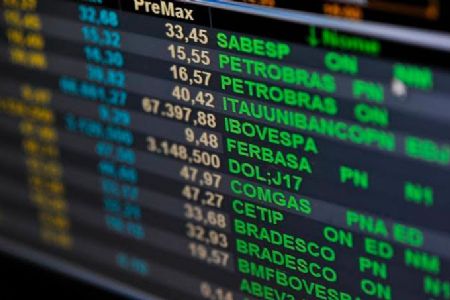 Bolsa bate recorde hist�rico com otimismo