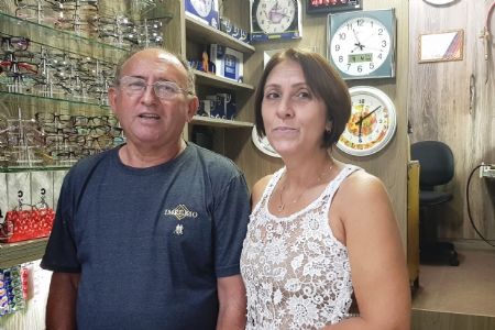 H� quarenta anos, relojoeiro �pau rodado� acerta o tempo em Cuiab�