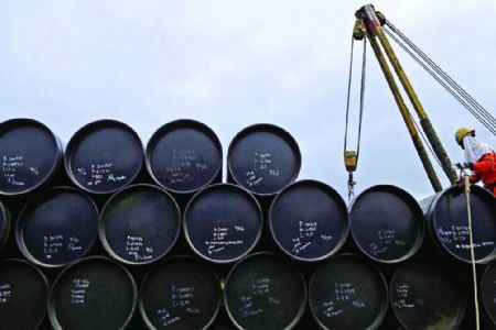 Queda do pre�o do petr�leo ampliar� lucros de a�reas, diz associa��o