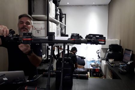 Drones, ganham consumidores no Shopping Popular