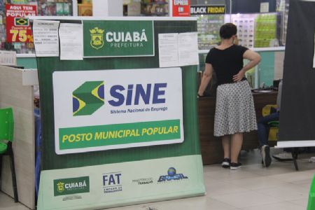 Confira as vagas de emprego dispon�veis no SINE Municipal no Shopping Popular