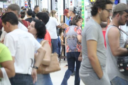 O que abre e o que fecha neste feriado