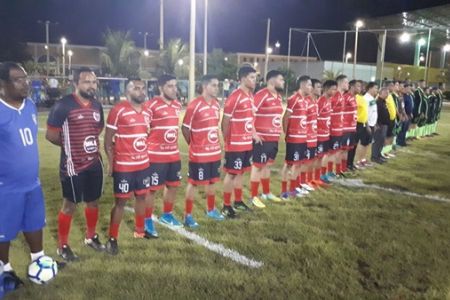 Chuva de gols e muita emo��o na abertura do campeonato do Shopping Popular