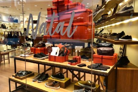 Mesmo com apelo comercial t�pico da �poca, consumidor deve se planejar antes de ir �s compras