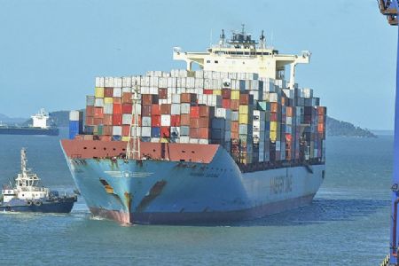 Balan�a comercial registra saldo positivo de US$ 4 bilh�es em novembro