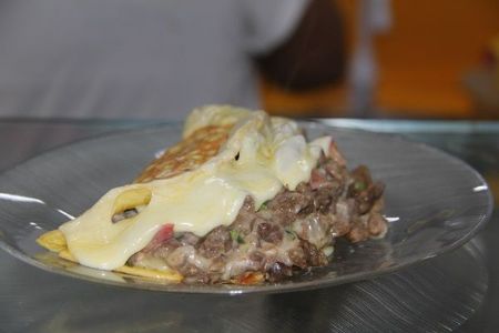 Kebab�s e omeletes s�o op��es de lanche da tarde no Shopping Popular