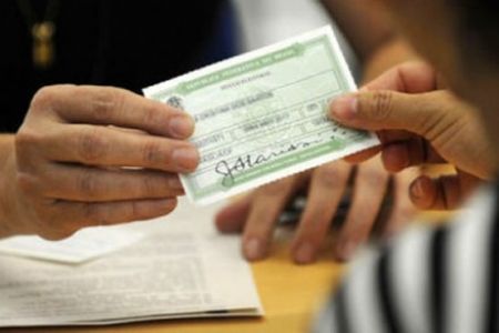 Acaba hoje prazo para regularizar o t�tulo eleitoral