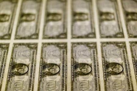 D�lar deve aumentar ainda mais, dizem economistas