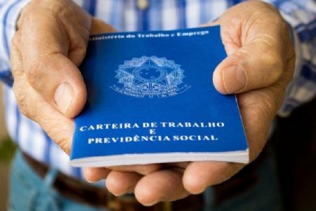 Desemprego cai para 11,2% em novembro, mas ainda atinge 11,9 milh�es, diz IBGE