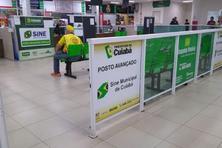 Na �ltima semana do ano, o SINE est� funcionando em hor�rio normal no Shopping Popular