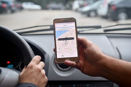 Aplicativos de transporte poder�o ter limite de comiss�o por corrida