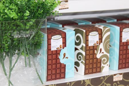 Op��es em ovos prontos, caseiros e mont�veis para crian�as e adultos � no Shopping Popular